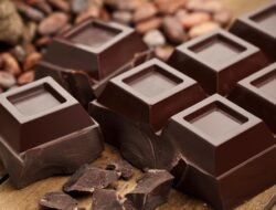 Konsumsi Dark Chocolate Dapat Menurunkan Risiko Penyakit Jantung