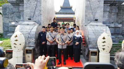 Jelang Hari Bhayangkara ke-80, Kapolri Jadikan Ziarah ke Makam Presiden RI Terdahulu Sebagai Momentum Refleksi Nilai Kebangsaan
