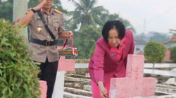 Jelang Hari Bhayangkara ke-80, Kapolda Bengkulu Pimpin Ziarah Rombongan di TMP Balai Buntar